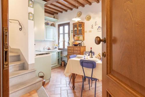 Italian Experience-Il Borgo Apartment in Bientina