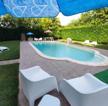 La Baita 2 0 Chalet in montagna con piscina
