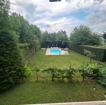 La Baita 2 0 Chalet in montagna con piscina