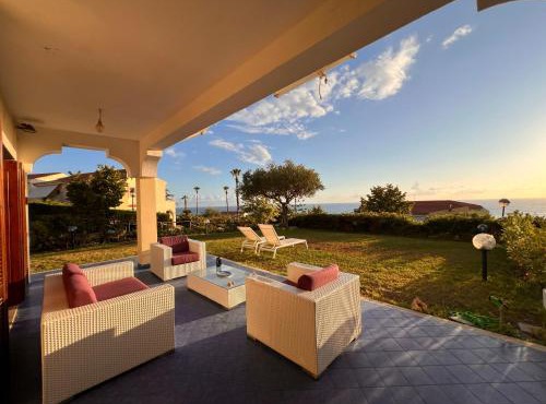 Le note di Cassie - Fuscaldoapartment