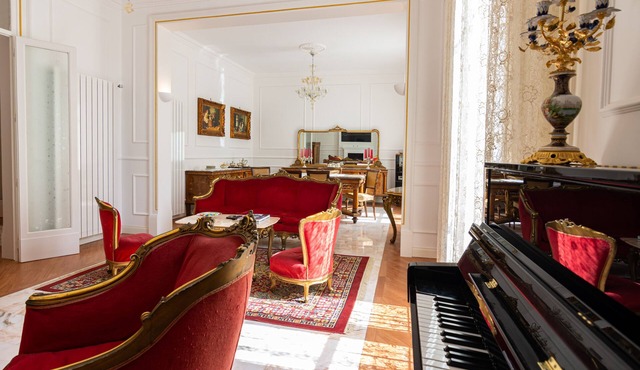 "Le Rose di Nonna Maria", luxury apartment in the city center