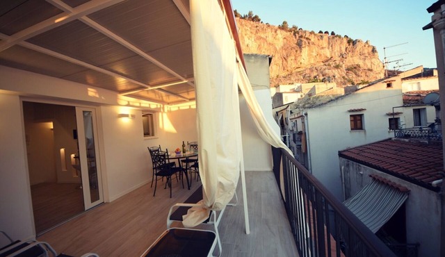 Lo Duca Terrace - Cefalù Historic Center