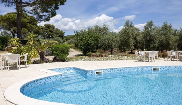 Lovely apartment for 6 people with WIFI, pool, TV, patio and pets allowed in Sperlonga