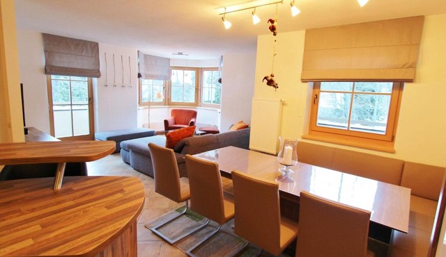Lovely Chalet with Sauna Ski Storage Heating Carport in Saalbach Hinterglemm