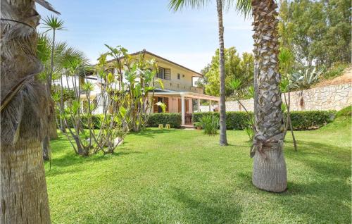 Lovely Home In Balestrate