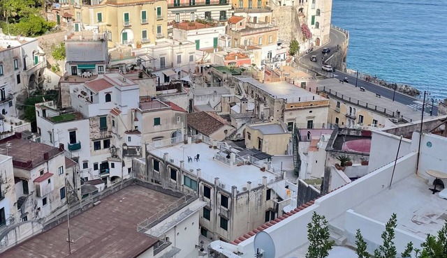 Luxury House, 2 bedrooms in spacious and panoramic apartment for 6