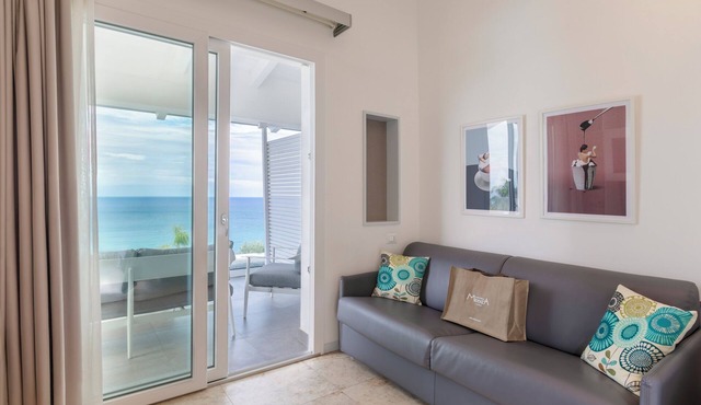 Midenza Seaside & Nature Retreat