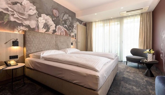 Mohnblumenzimmer - ab 2 Nächte Inkl. Therme - Thermenhotel Vier Jahreszeiten in Bad Loipersdorf