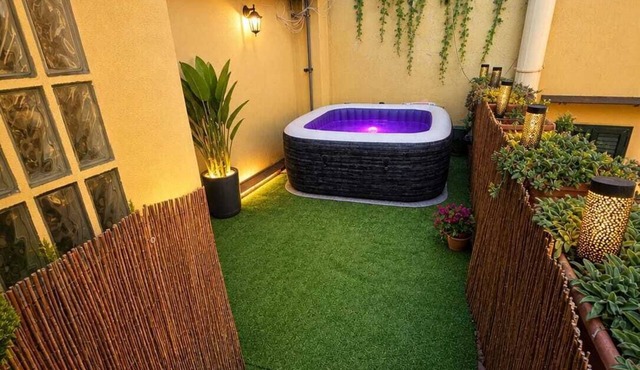 Mosahouse Naples Cozy terraced attic just steps from the sea in Napoli