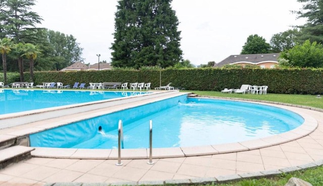 'Nice Lake View' Apartment with Lake View, Wi-Fi and Air Conditioning in Ispra