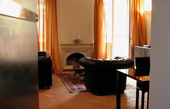 Parizzi Suites&Studio Restaurant in Parma