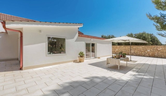 Pietraviva - Casa Vista Pineta by BarbarHouse in Maruggio