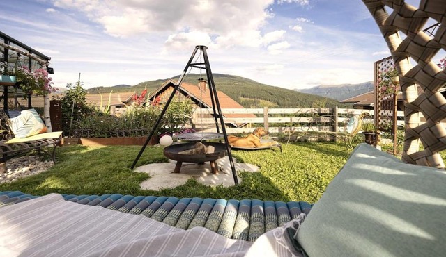 Privates Chalet auf 1200m mit Hot Tub, Kamin & Garten in Plessnitz