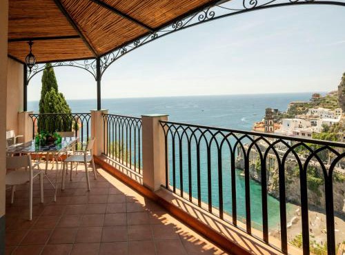 Seaside House With Terrace In Atrani