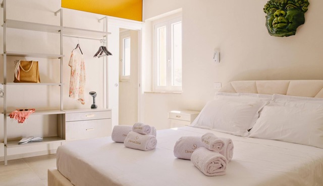 Sicilian Luxury for Families, 3 Minutes from the Sea and the UNESCO Cathedral.