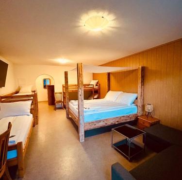 Spacious Studio in Swiss Alps in Klosters Serneus