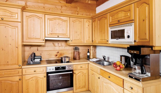 Spend a wonderful summer vacation at 1700 m above sea level in your own alpine hut in Carinthia on t in Bad St. Leonhard