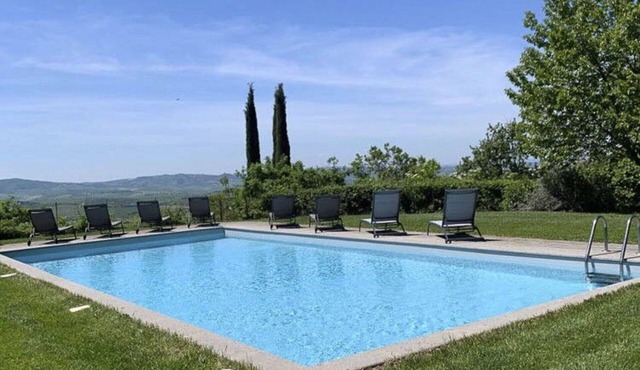 Stunning private villa with A/C, WIFI, private pool, terrace, panoramic view, close to Montepulciano in Chianciano Terme