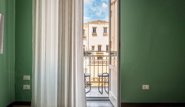 Stylish Apt near Piazza Magione by Wonderful Italy