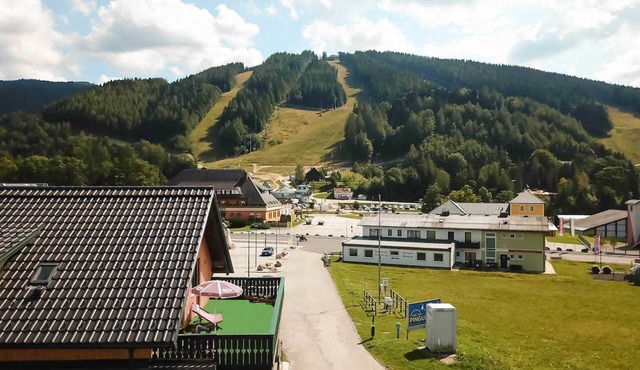 Styrian apartment with large balcony - Steirer Apartment in Semmering-Kurort