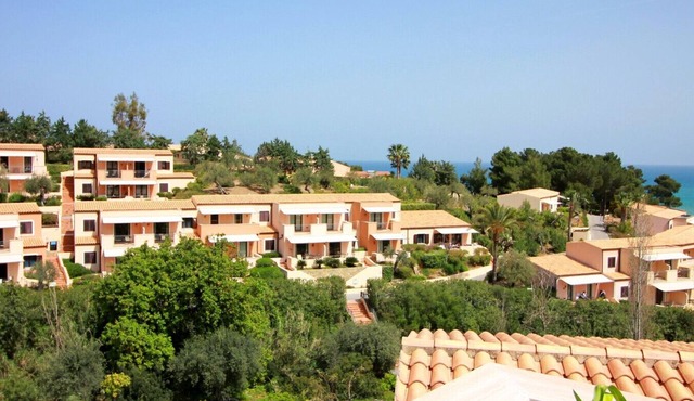 Sun House con piscina by Wonderful Italy