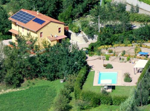 Sunlit home with pool in Fucecchio