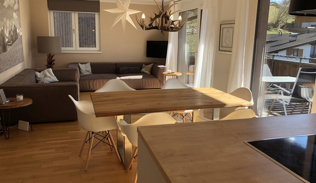 Sunny, modern mountain apartment with large balcony facing south-west centrally in Kirchberg in Tirol
