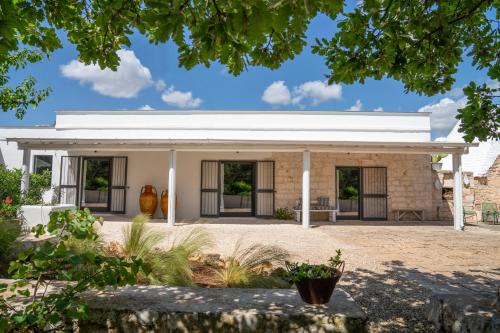 TRULLO MATTEO VILLA DE LUXE avec PISCINE in Francavilla Fontana