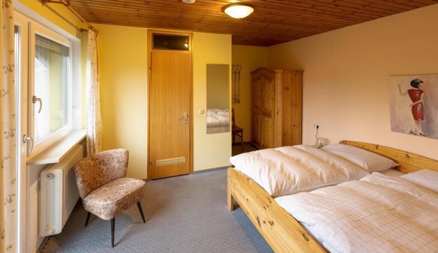 Vacation apartment (38sqm) with balcony and use of sauna in Ruhmannsfelden