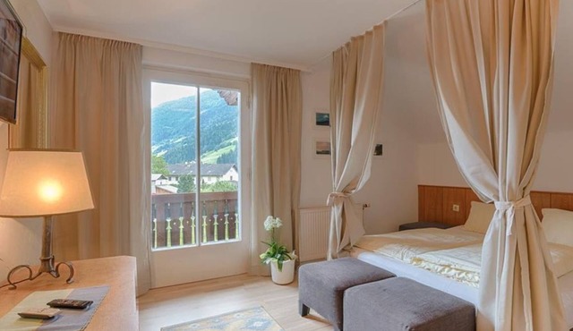 Vacation apartment W 11/1 bedroom/shower, - Ferienhaus Hotel Post in Döllach