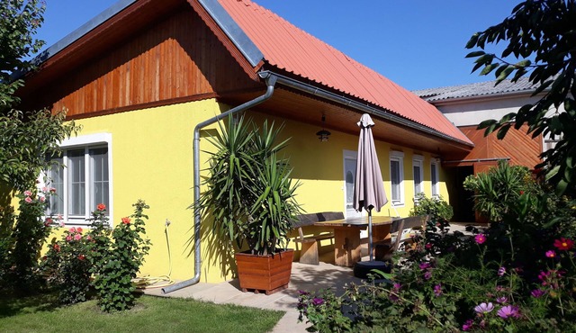 Vacation apartment/apartment for 8 guests with 100m² in Sankt Andrä am Zicksee (273336) in Sankt Andrä am Zicksee