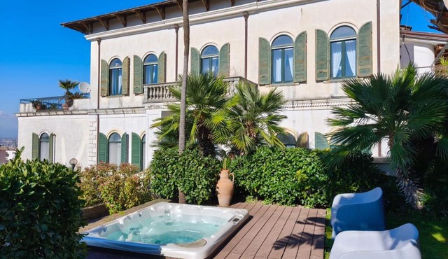 Villa Bianca Home
