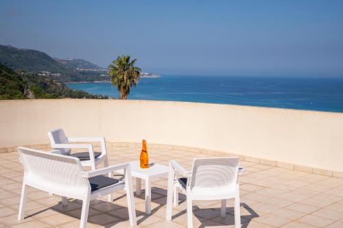 Villa Chiara Infinity Sea View