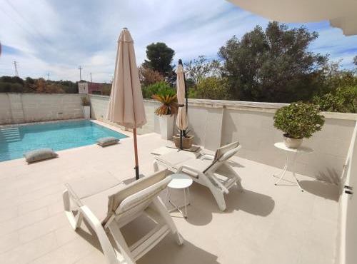 Villa con piscina Aria di sole in Francavilla Fontana