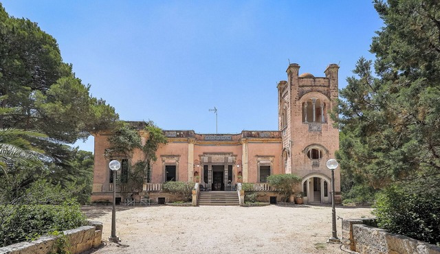 Villa del Prete by Casa di Marco in Nardò