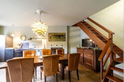 Villa With Heated Pool In Toscana in San Quirico
