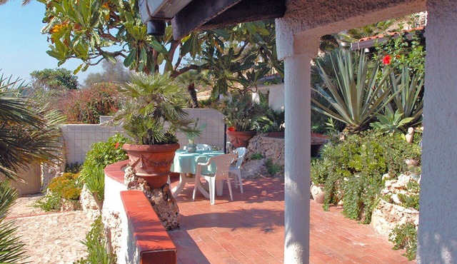 Wonderful private villa for 4 guests with WIFI, A/C, TV, terrace and pets allowed