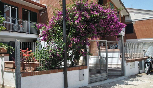 Wonderful villa for 3 guests with WIFI, A/C, TV and balcony