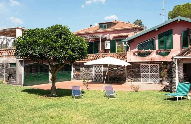 Villa Garden The Sea 
