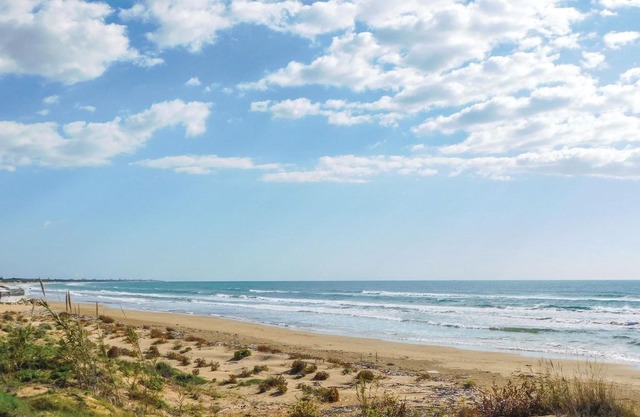2 bedroom accommodation in Punta Braccetto (RG)