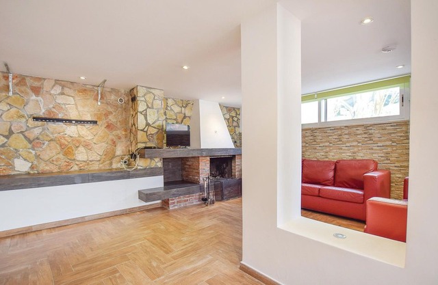 2 bedroom accommodation in S. Nicola L'Arena PA