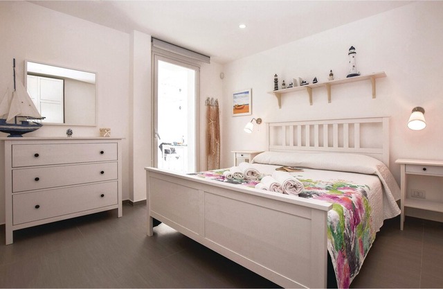 2 bedroom accommodation in Marina di Ragusa