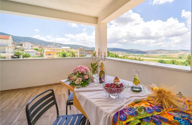 3 bedroom accommodation in Sambuca di Sicilia