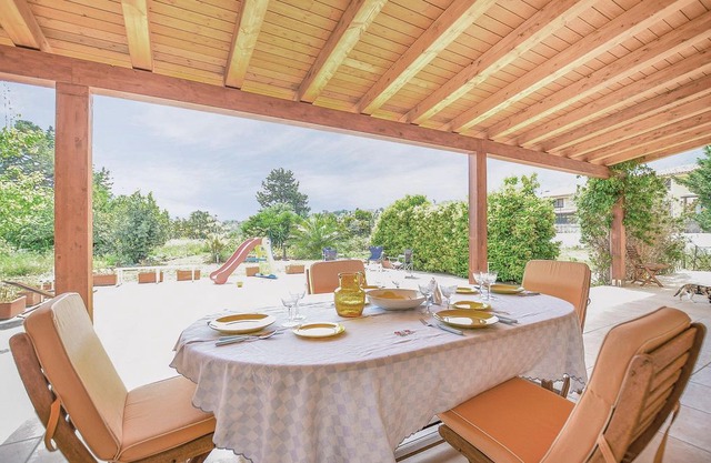 3 bedroom accommodation in San Nicola L'Arena