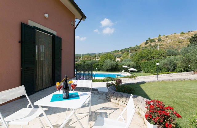 3 bedroom accommodation in Giarratana