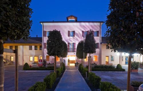 Al Tezzon Hotel 