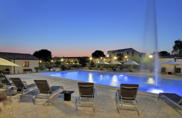 Artemisia Resort 