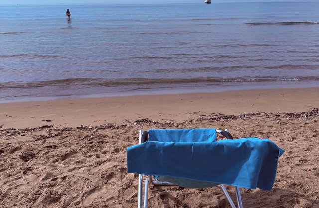 Al Mare Holiday Contact The Sea 