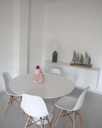 ATHENA DESIGN APARTMENT 2