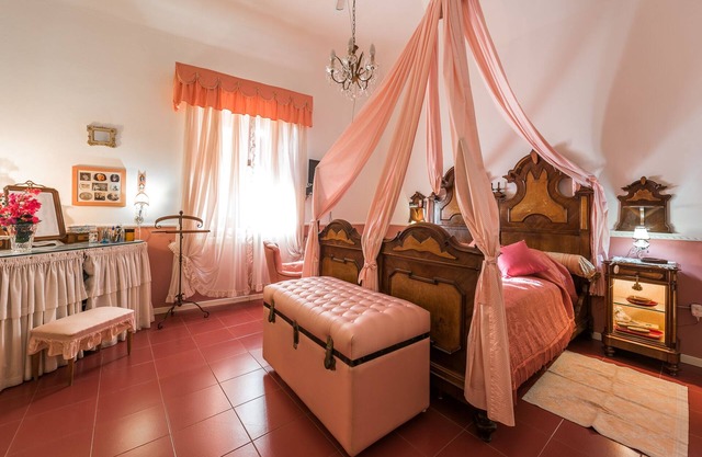 B&B Villa Pittorino: Mariella Room in Salina cir 19083037C100309